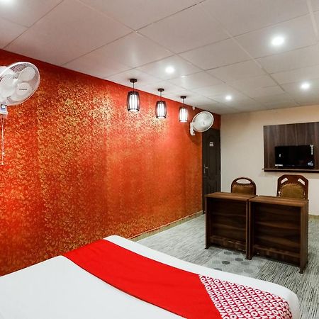 פארידבד Oyo 72993 Hotel The Gold מראה חיצוני תמונה