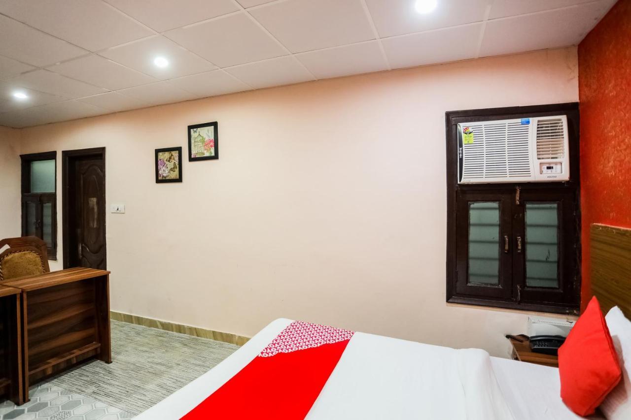 פארידבד Oyo 72993 Hotel The Gold מראה חיצוני תמונה
